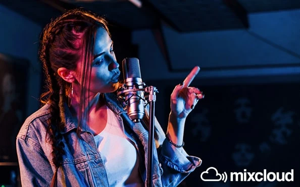 Daniel Reyes ft. Paulina - Mixcloud